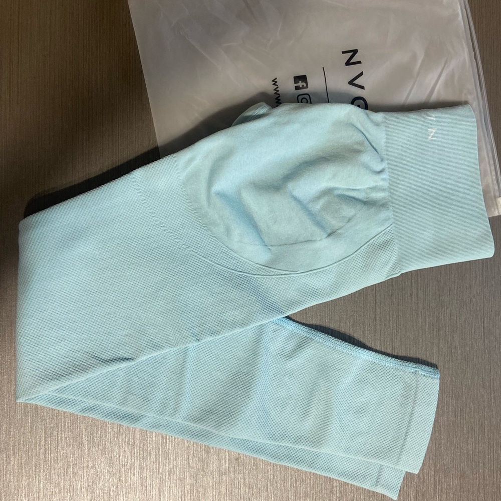 NVGTN Pastel Blue Lift Seamless Leggings